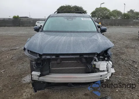 2025 Toyota Grand Highlander Le из США, поврежденный, VIN 5TDACAB58SS031961